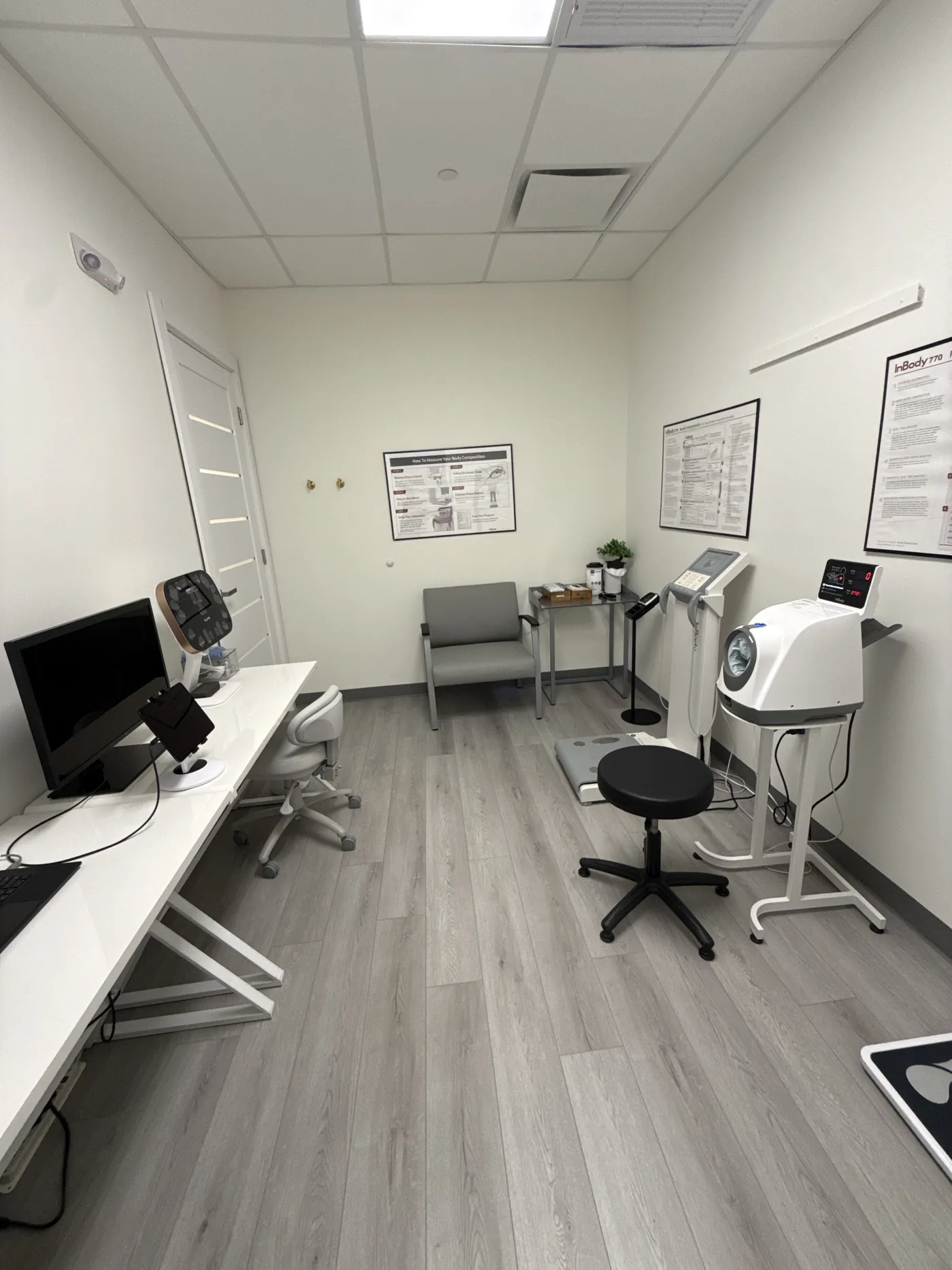 Intake with InBody + Aura at Clinique La Roya